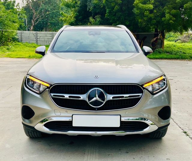 Mercedes-Benz GLC 220d Second-hand 2025 Mercedes-Benz GLC 220d for sale in Ahmedabad