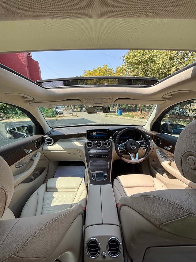 Mercedes-Benz GLC 200 Second-hand 2021 Mercedes-Benz GLC 200 for sale in New Delhi-10