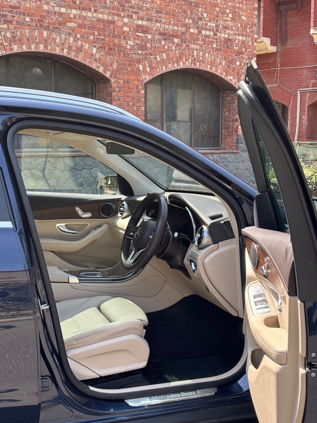 Mercedes-Benz GLC 200 Second-hand 2021 Mercedes-Benz GLC 200 for sale in New Delhi-9