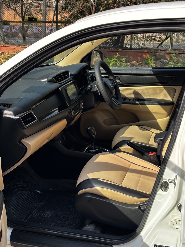 Second-hand 2018 Honda Amaze V CVT Petrol BSIV for sale in New Delhi-10