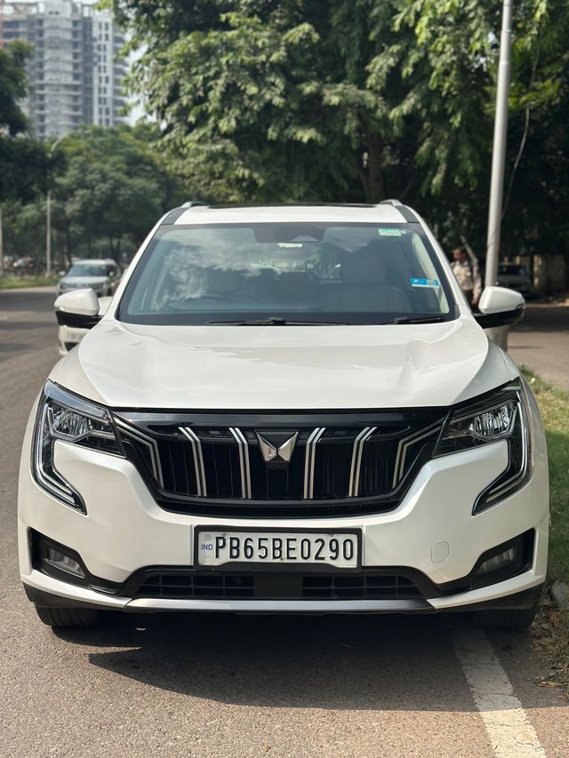 Mahindra XUV700 एएक्स7 AT बीएस6 Second-hand 2023 Mahindra XUV700 एएक्स7 AT बीएस6 for sale in Mohali