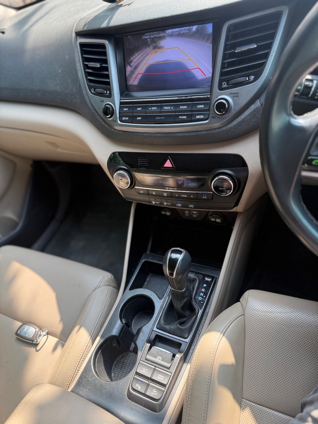 Hyundai Tucson 2.0 e-VGT 2WD MT Second-hand 2017 Hyundai Tucson 2.0 e-VGT 2WD MT for sale in Mumbai-13