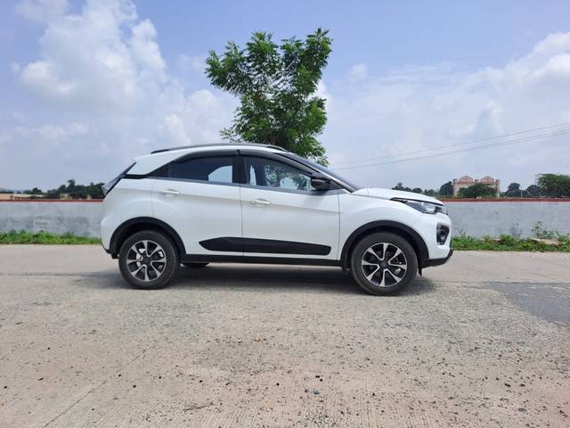 https://images10.gaadi.com/usedcar_image/243B6DCC-3FCD-4BA7-89FC-B0C9E4528897/original/3321eb2b-64ed-4166-9d8b-a6fb5bf91c63.jpg?imwidth=6401