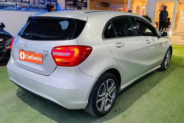 https://images10.gaadi.com/usedcar_image/2775128/original/zz1_crop_img_645b81f648af3_1683718646_e57c57dd-7bc1-4089-8a51-c6868bf32283.jpg?imwidth=6402