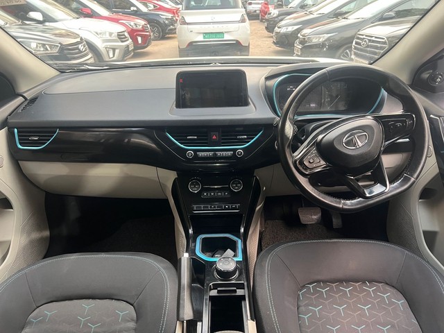 Second-hand 2021 Tata Nexon EV XZ Plus for sale in Kolkata-4