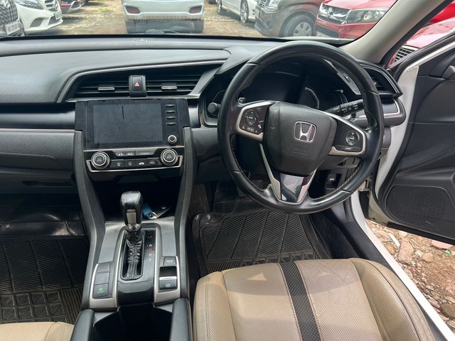 Second-hand 2019 Honda Civic VX for sale in Kolkata-9