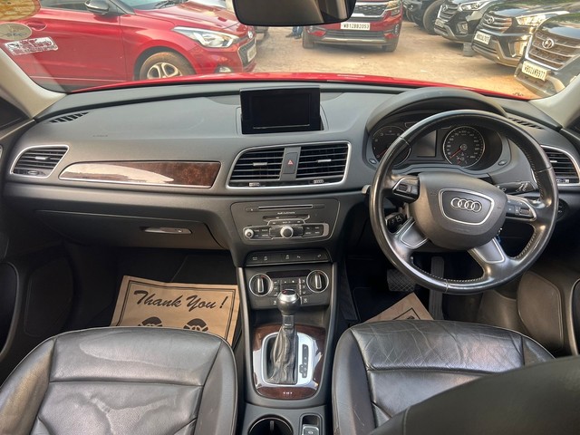 Second-hand 2018 Audi Q3 30 TFSI Premium FWD for sale in Kolkata-8