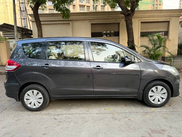 https://images10.gaadi.com/usedcar_image/29E1576B-C63C-4F06-B355-9164633DAF34/original/c9974163-600a-4b00-925e-09be8b267585.jpg?imwidth=6401