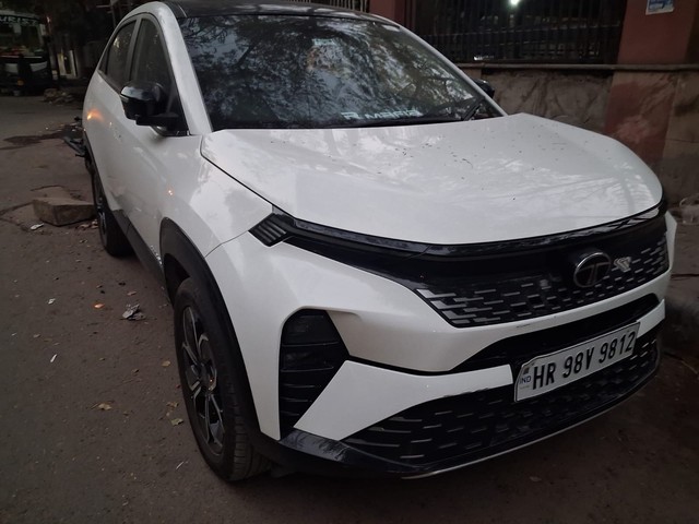 Second-hand 2025 Tata Curvv Accomplished S Hyperion DCA for sale in New Delhi-0
