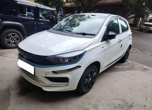 Tata Tiago EV XT MR Second-hand 2023 Tata Tiago EV XT MR for sale in New Delhi