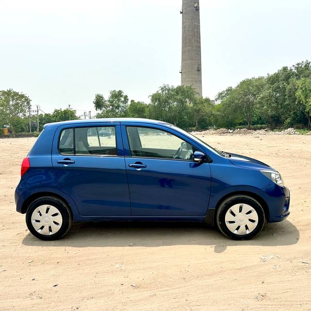 https://images10.gaadi.com/usedcar_image/2AC3C9B1-9CCE-4D48-A2A3-E72A95B27A43/original/ca5f7fa0-5731-4fe5-ac1e-e42380aa8a8c.jpg?imwidth=6401