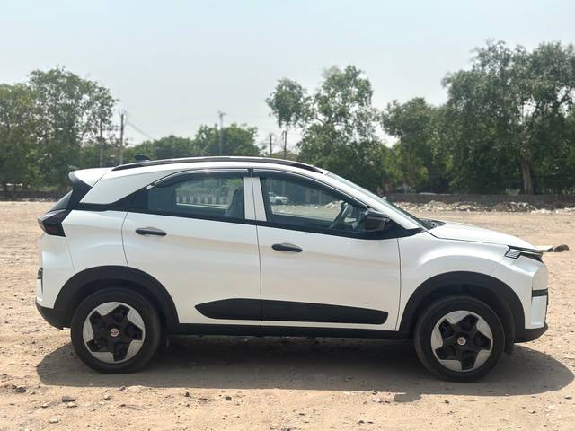 https://images10.gaadi.com/usedcar_image/2AC3C9B1-9CCE-4D48-A2A3-E72A95B27A43/original/cdfd86e9-c980-417a-8aac-6bcba1a7db13.jpg?imwidth=6401