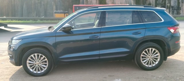 Second-hand 2018 Skoda Kodiaq 2.0 TDI Style for sale in Pune-3