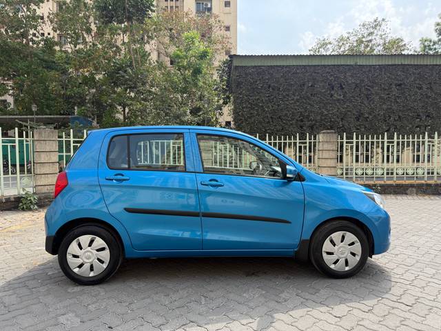 https://images10.gaadi.com/usedcar_image/2E9B8679-AFA3-42C7-A73A-A4A8F4C481A8/original/a3ad5823-941b-4c12-932b-badba5e9af53.jpg?imwidth=6401
