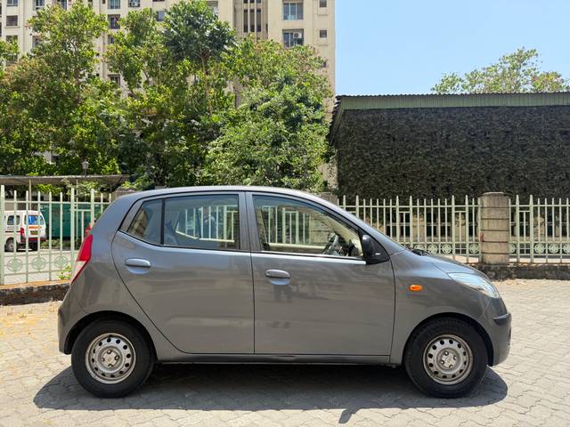 https://images10.gaadi.com/usedcar_image/2E9B8679-AFA3-42C7-A73A-A4A8F4C481A8/original/aafa714b-e766-4997-a774-7061932ff367.jpg?imwidth=6401