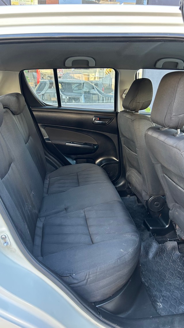 Second-hand 2012 Maruti Swift VDI for sale in Indore-5