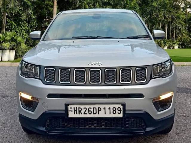 https://images10.gaadi.com/usedcar_image/3224938/original/171acb16b28f3fc120af04d35a73e5c3.jpg?imwidth=6402