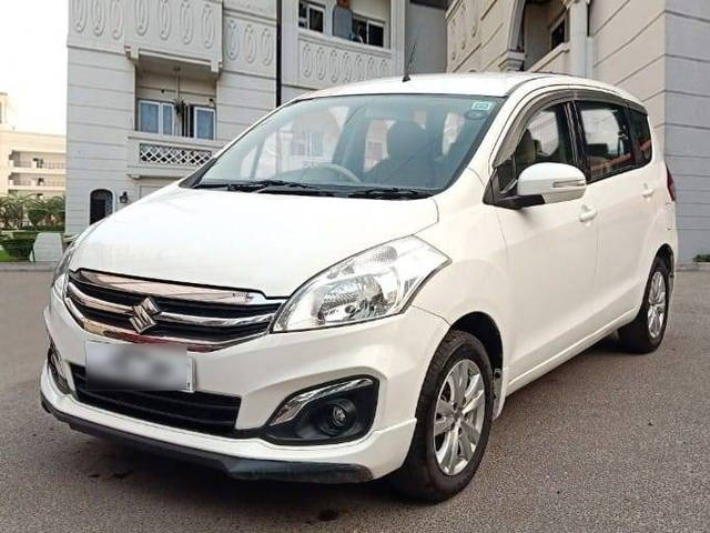 https://images10.gaadi.com/usedcar_image/3246681/original/c374965128d778bb1de6a2d46252cc55.jpg?imwidth=6401
