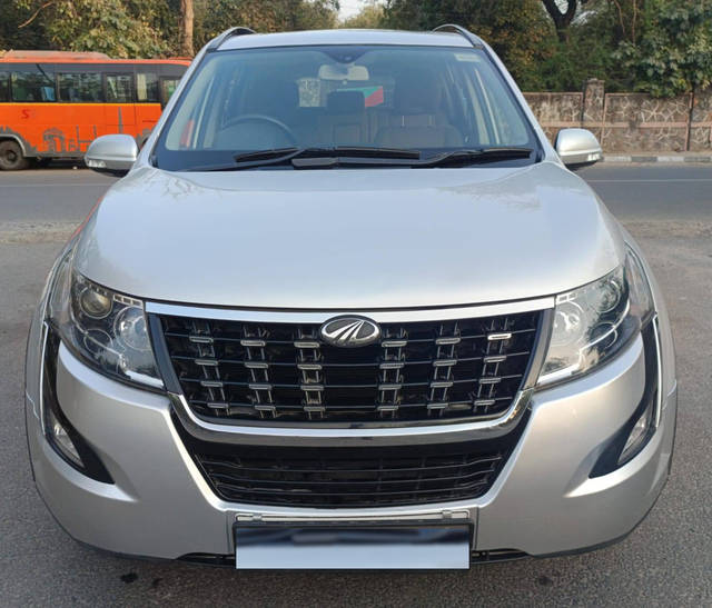 https://images10.gaadi.com/usedcar_image/3263789/original/8176b5a174490ffb6e58fb2fc6a3550c.jpg?imwidth=6400