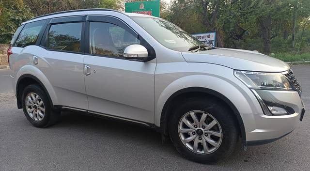 https://images10.gaadi.com/usedcar_image/3263789/original/f4fcb7602eee496ca3bdbe8719d48fc1.jpg?imwidth=6400