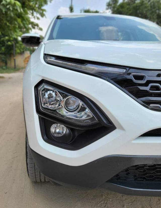 https://images10.gaadi.com/usedcar_image/3276484/original/zz1_crop_img_64c1f7403bfee_1690433344.jpg?imwidth=6401