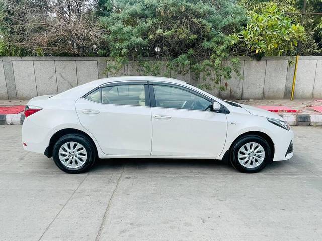 https://images10.gaadi.com/usedcar_image/3349585/original/usedcar_photo_2023_01_31_17_20_55_2__7601675166657_1675166665_1800b91a-1ab4-4ec7-ac77-c0ff32c3eba5.jpg?imwidth=6400