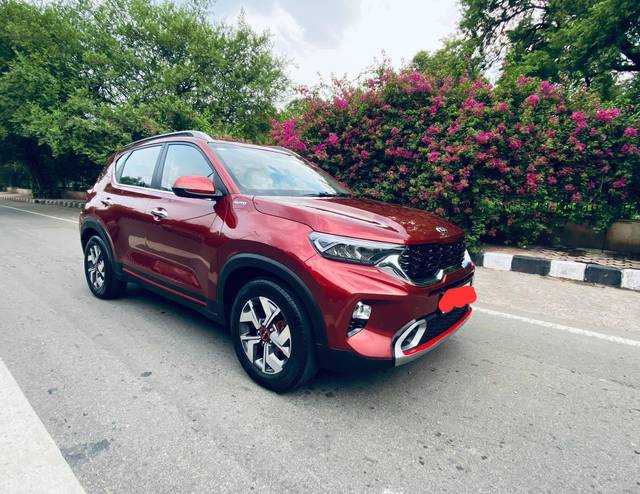 https://images10.gaadi.com/usedcar_image/3352831/original/used_car_2687445_1675484454_0d2ad0f5-7d1b-4a13-b99c-489918659806.jpg?imwidth=6400