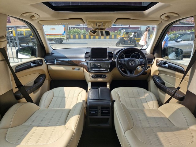Second-hand 2018 Mercedes-Benz GLE 250d for sale in Mumbai-12