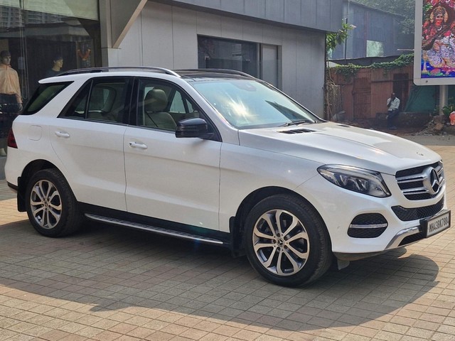 Second-hand 2018 Mercedes-Benz GLE 250d for sale in Mumbai-3