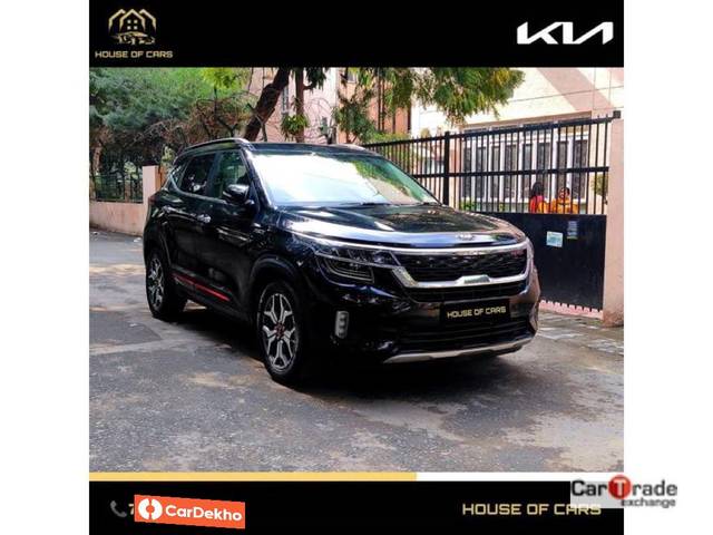 https://images10.gaadi.com/usedcar_image/3369546/original/usedcar_1caa385b_15ef_4a1c_b78e_54058e8c07c6_2701683_1676979621_cd4b7182-4820-4c39-afe9-51027607a864.jpeg?imwidth=6400