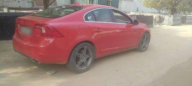 https://images10.gaadi.com/usedcar_image/3372536/original/VCC_1696850_331_1676627106_363a8f3a-fa22-46d7-b426-4df7479c8b6a.jpg?imwidth=6402