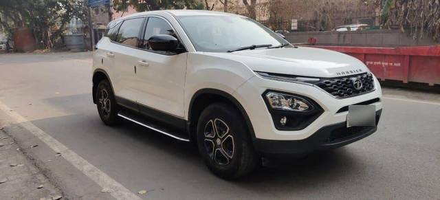 https://images10.gaadi.com/usedcar_image/3374240/original/VCC_1698278_334_1676803789_decdd997-8430-400c-8847-7da277ba7602.jpg?imwidth=6401