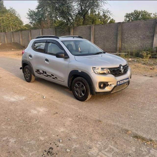 https://images10.gaadi.com/usedcar_image/3388657/original/512d3ecf-fec1-4877-a289-f1d979fe8ee9-front_right_view-20220502141012_de972ed4-e823-4468-94ab-1066e526ebf0.jpg?imwidth=6400