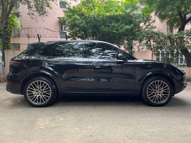 https://images10.gaadi.com/usedcar_image/3388947/original/e885b1f8-7961-4a52-8dec-e36e4fc429d2-used_car_2719754_1690972940.jpg?imwidth=6401