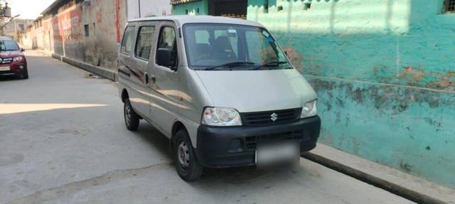 https://images10.gaadi.com/usedcar_image/3392911/original/VCC_1710302_116_1678536822_02654085-0feb-40de-9213-926cc58de16c.jpg?imwidth=6400