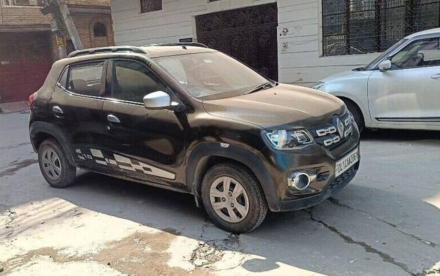 https://images10.gaadi.com/usedcar_image/3393734/original/VCC_IMG_1678595736378_1710714_334_1678596003_01189926-077e-43af-8d8b-f2781036cc58.jpg?imwidth=6401