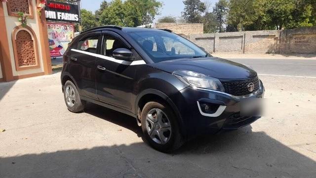 https://images10.gaadi.com/usedcar_image/3394231/original/VCC_1710900_116_1678628227_9feb7764-dd79-4914-8f8e-0b456141adf0.jpg?imwidth=6400