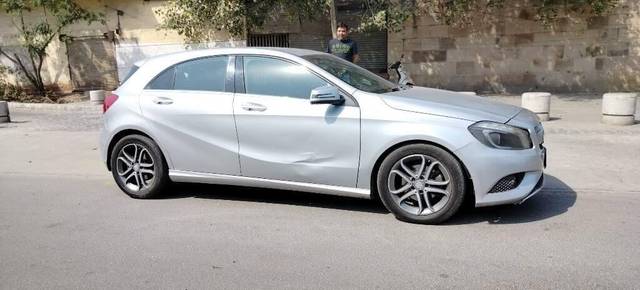 https://images10.gaadi.com/usedcar_image/3394267/original/VCC_IMG_1678611416936_1710920_333_1678611520_e8e1c566-b620-4100-8d44-ab3d4f9437e4_f819b249-0d14-42af-9684-def6823b2fd5.jpg?imwidth=6402
