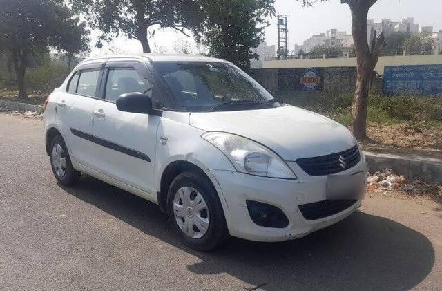 https://images10.gaadi.com/usedcar_image/3394777/original/VCC_1711182_116_1678697552_999f1f91-def7-4d3c-81d6-d2bd329b5dbb_213cafb8-fbe4-47ab-82fa-68e2dabd041c.jpg?imwidth=6400