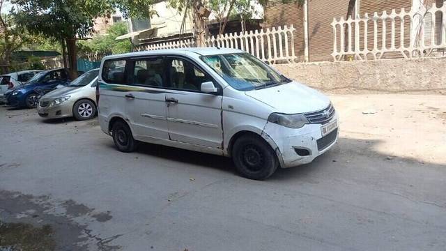 https://images10.gaadi.com/usedcar_image/3396092/original/e27b4aec-9704-493e-b894-f64a72cb1b37-VCC_IMG_1678771788575_1711715_334_1678772313_48515efd-e890-450e-92d9-5b02eec61cc2_af761b78-9db9-4971-9902-ee0c5ea9bf75.jpg?imwidth=6401