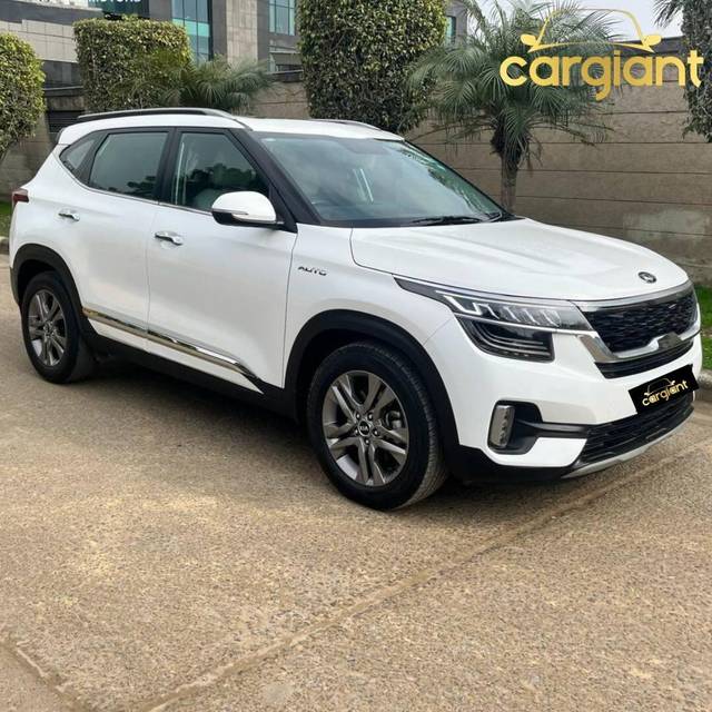 https://images10.gaadi.com/usedcar_image/3396633/original/used_car_2726509_1678960903_8a6fbbe6-a81d-4367-b52a-c6ca74528f0e.jpg?imwidth=6400