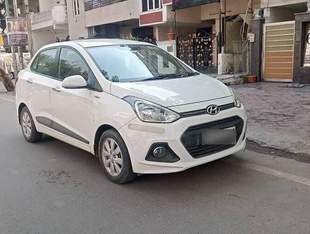 https://images10.gaadi.com/usedcar_image/3397344/original/VCC_1712228_116_1678944021_7e34dcb9-c099-4f2e-80e7-c72226327aad_45f30527-0bc7-4498-a404-644cc6048789.jpg?imwidth=6400