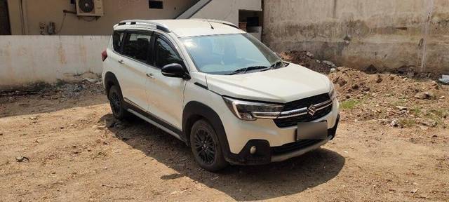 https://images10.gaadi.com/usedcar_image/3397701/original/VCC_1712376_116_1678956321_38426448-482a-4575-9b26-ffd723a44ad8.jpg?imwidth=6400