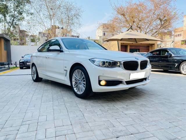 https://images10.gaadi.com/usedcar_image/3397892/original/usedcar_1_1__10151679055155_1679055208_1822dd3f-878d-4d4c-897c-8e3ad555df06_07dff2f4-0b38-43e8-8741-9ae7b36354d1.jpeg?imwidth=6400
