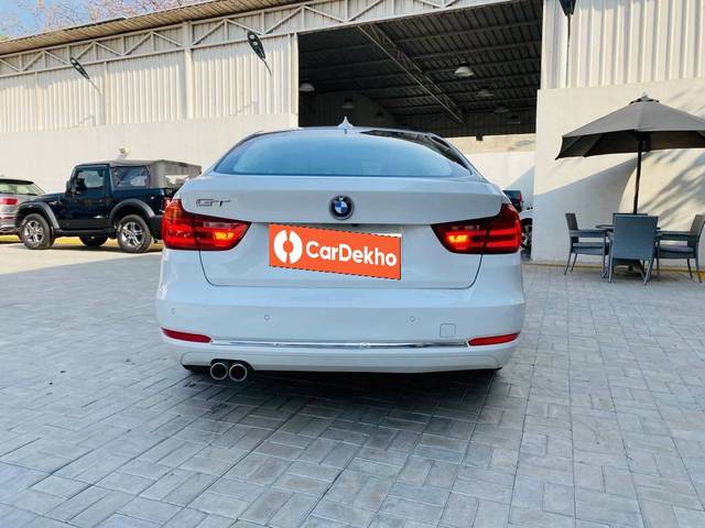 https://images10.gaadi.com/usedcar_image/3397892/original/usedcar_1_5__10151679055155_1679055210_1822dd3f-878d-4d4c-897c-8e3ad555df06_07dff2f4-0b38-43e8-8741-9ae7b36354d1.jpeg?imwidth=6402