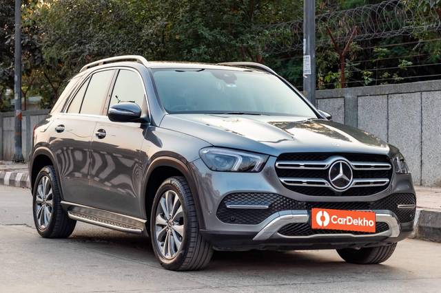 https://images10.gaadi.com/usedcar_image/3397945/original/used_car_2727769_1679056356_45584f60-1699-4106-a6f2-3ec674cdbc11_64a36b84-2acc-4355-a985-f2b297e20d61.jpg?imwidth=6400