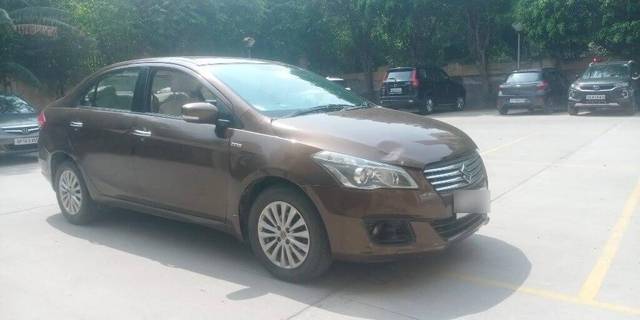 https://images10.gaadi.com/usedcar_image/3397959/original/VCC_1712342_116_1678952323_20a96a25-5ad5-40a5-ba3b-f009a4f75239.jpg?imwidth=6400