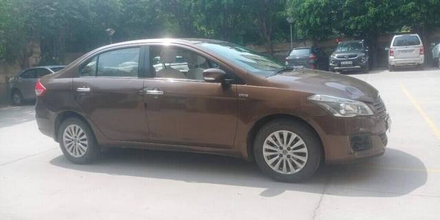 https://images10.gaadi.com/usedcar_image/3397959/original/VCC_IMG_1678864913598_1712342_333_1678865034_20a96a25-5ad5-40a5-ba3b-f009a4f75239.jpg?imwidth=6401