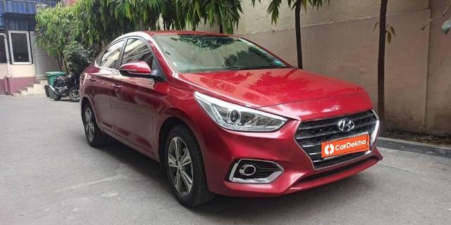 https://images10.gaadi.com/usedcar_image/3399105/original/e9d5c03b-956c-45cd-9925-275d2d02d553-VCC_IMG_1678957743388_1713104_334_1678958465_b484d61c-1a26-46c1-86dd-1d32b2355a33_9e3535b0-28bc-4329-8bab-da6b145dcf41.jpg?imwidth=6400