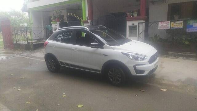 https://images10.gaadi.com/usedcar_image/3399257/original/VCC_IMG_1679026343503_1713486_333_1679026714_e7d6d420-e8e2-44ed-9199-81ed732144ec_07e0be60-b586-4119-9fc6-cfad4c444b65.jpg?imwidth=6402